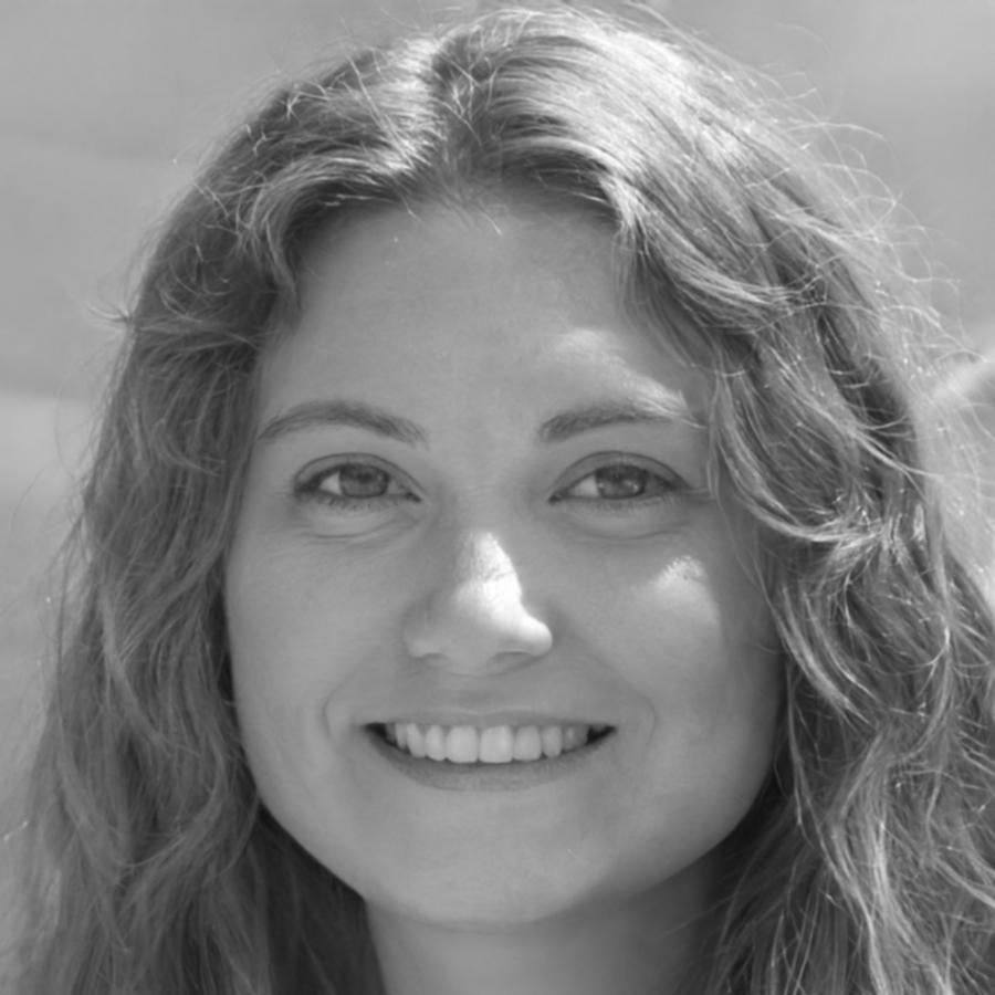 Portrait professionnel de Camille Dubois